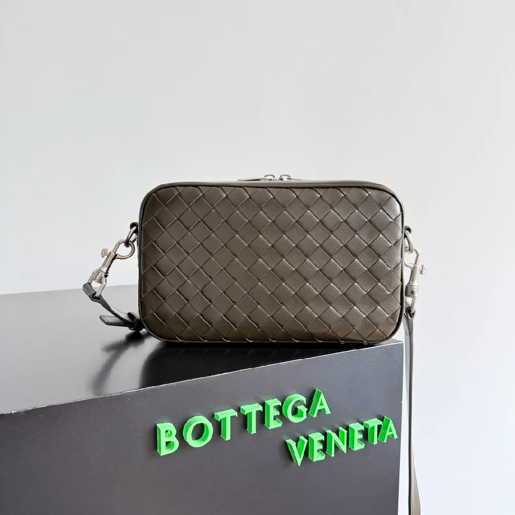 B*V Intrecciato Camera Bag Cowhide HW