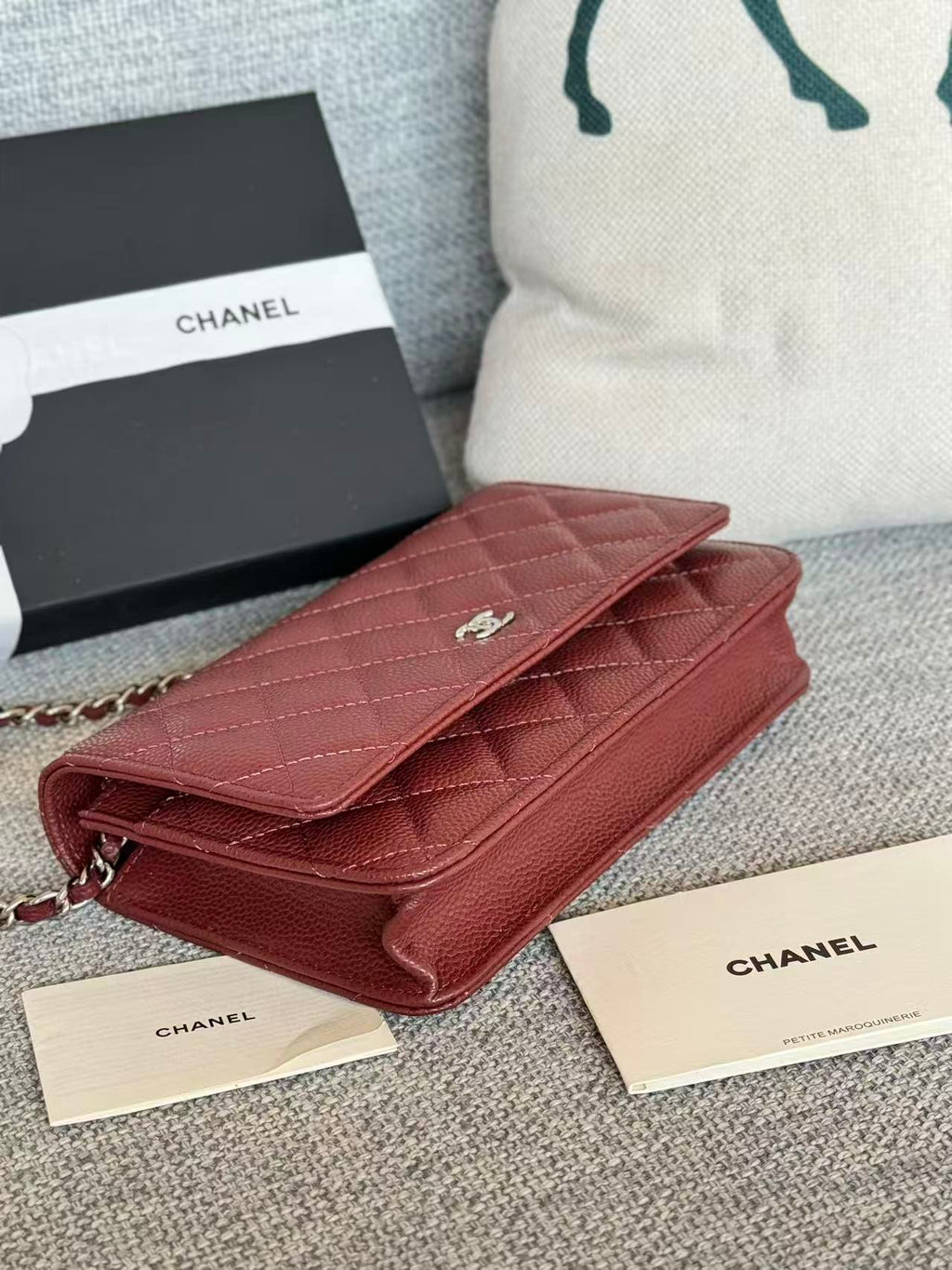 C*C Classic WOC 19cm Burgundy Caviar Leather