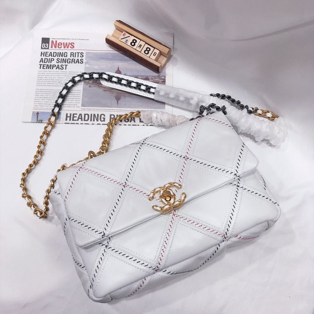 19 FLAP BAG QUILTED