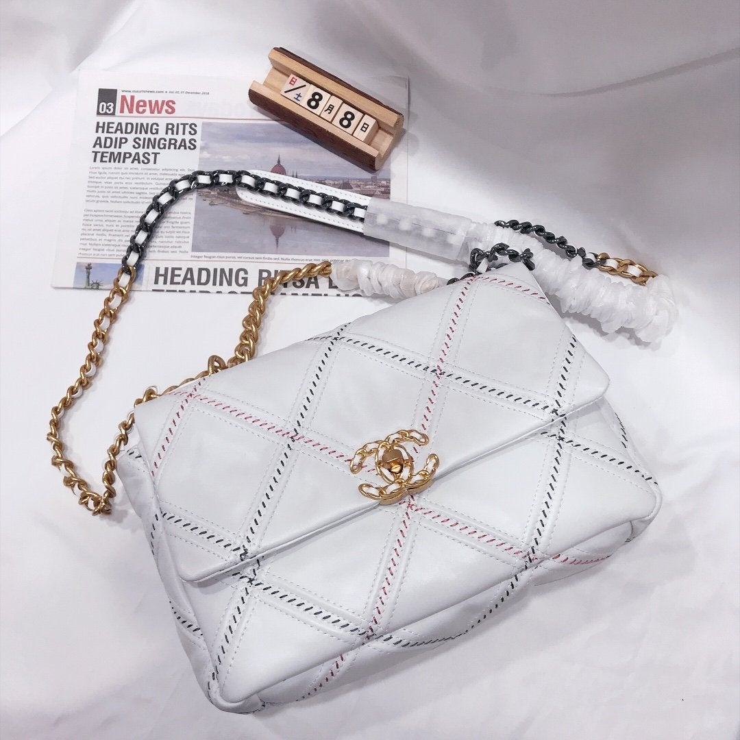 19 FLAP BAG QUILTED