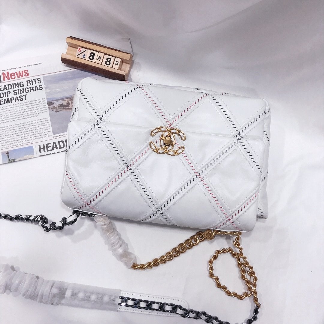 19 FLAP BAG QUILTED