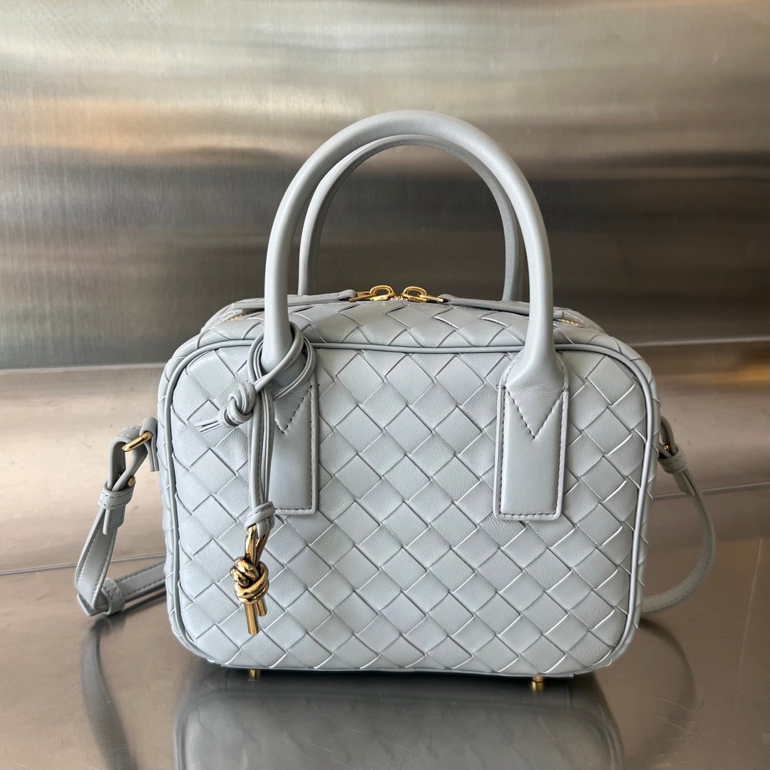 B*V GETAWAY LAMBSKIN