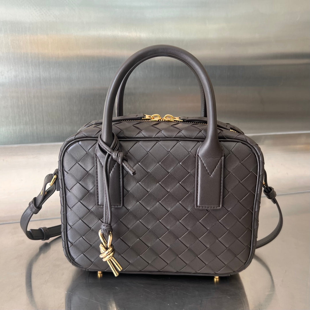 B*V GETAWAY LAMBSKIN