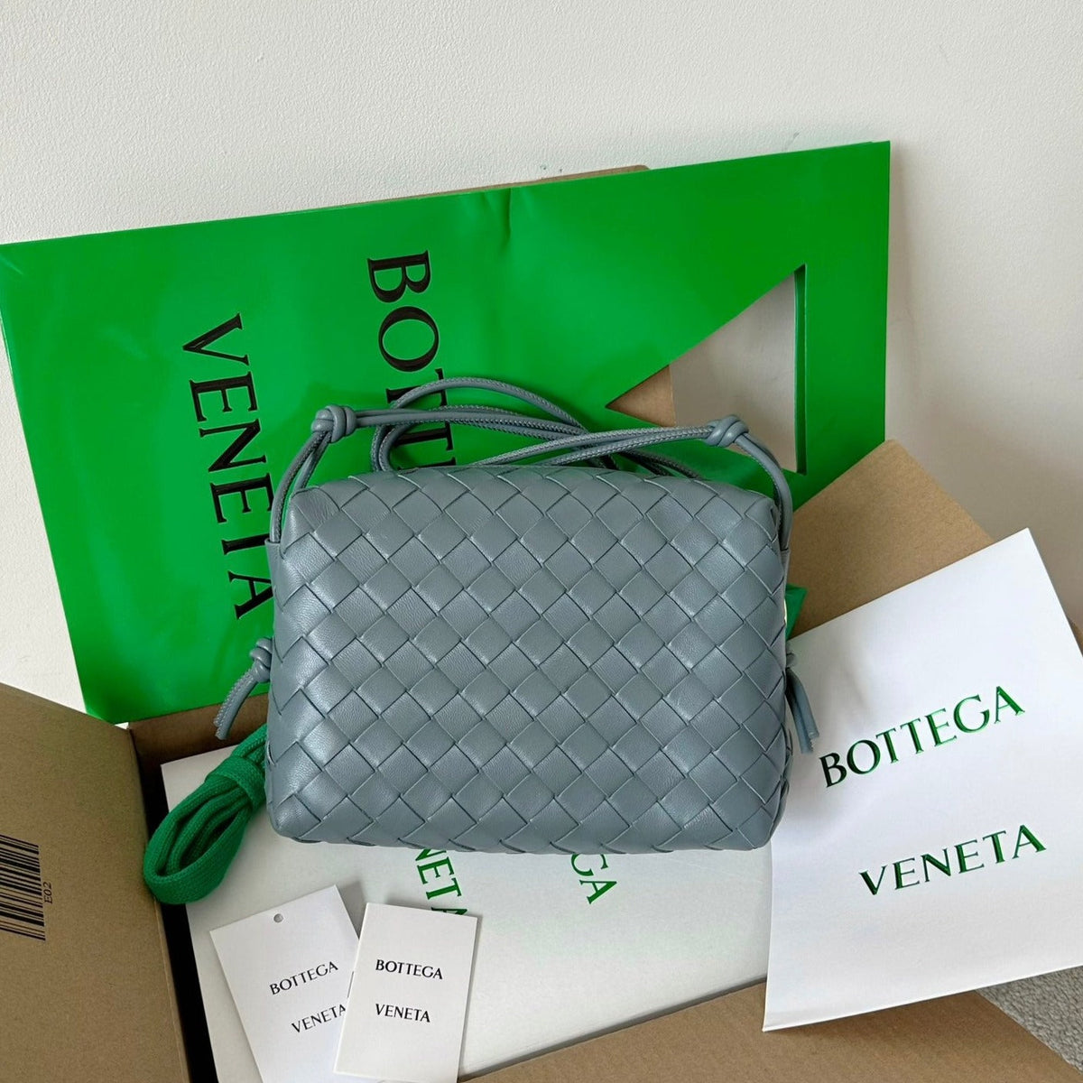 B*V LOOP CALFSKIN