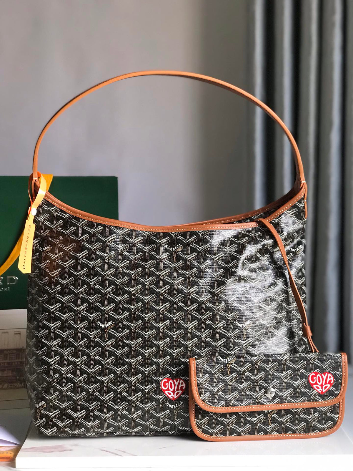 HOBO BOHEME CANVAS