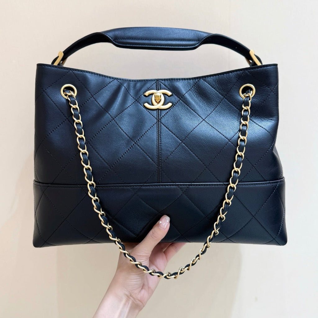 C*C 25A Hobo Bag 36cm in Black Calfskin