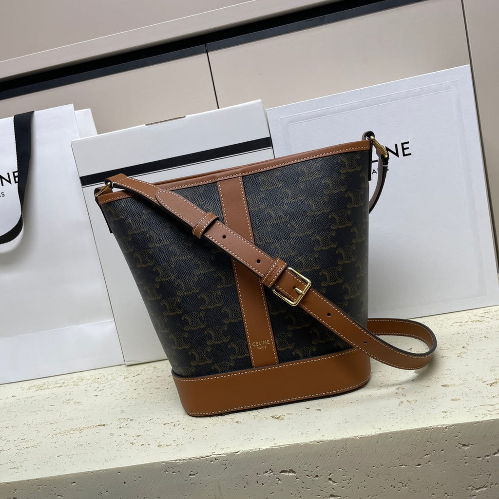 C*lin Triomphe Canvas Bucket Bag Cowhide