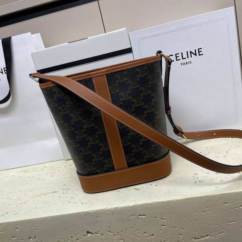 C*lin Triomphe Canvas Bucket Bag Cowhide