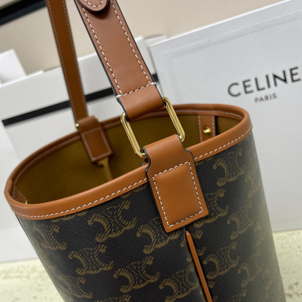 C*lin Triomphe Canvas Bucket Bag Cowhide