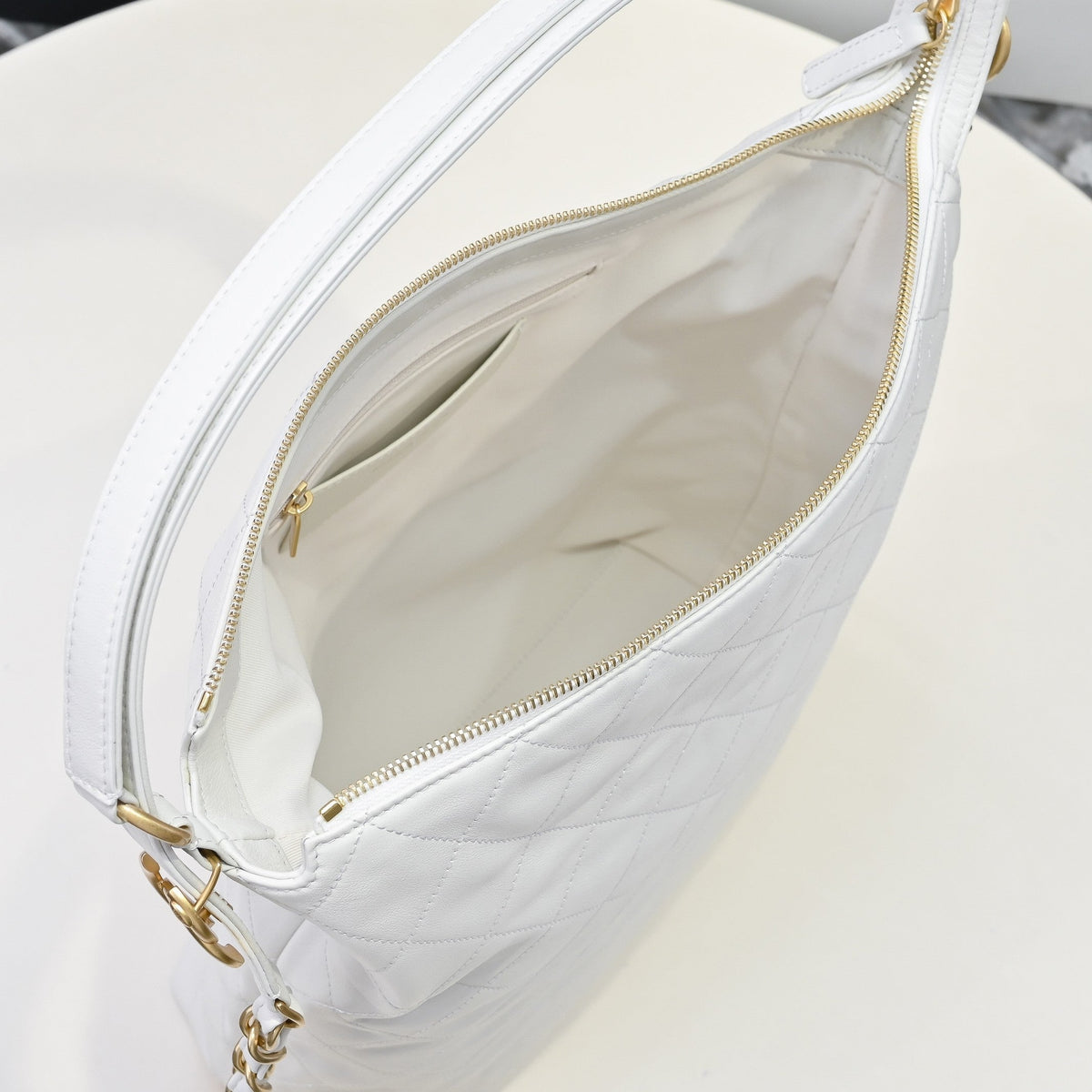 C*C 25S Hobo Bag Runway Style Backpack Cowhide