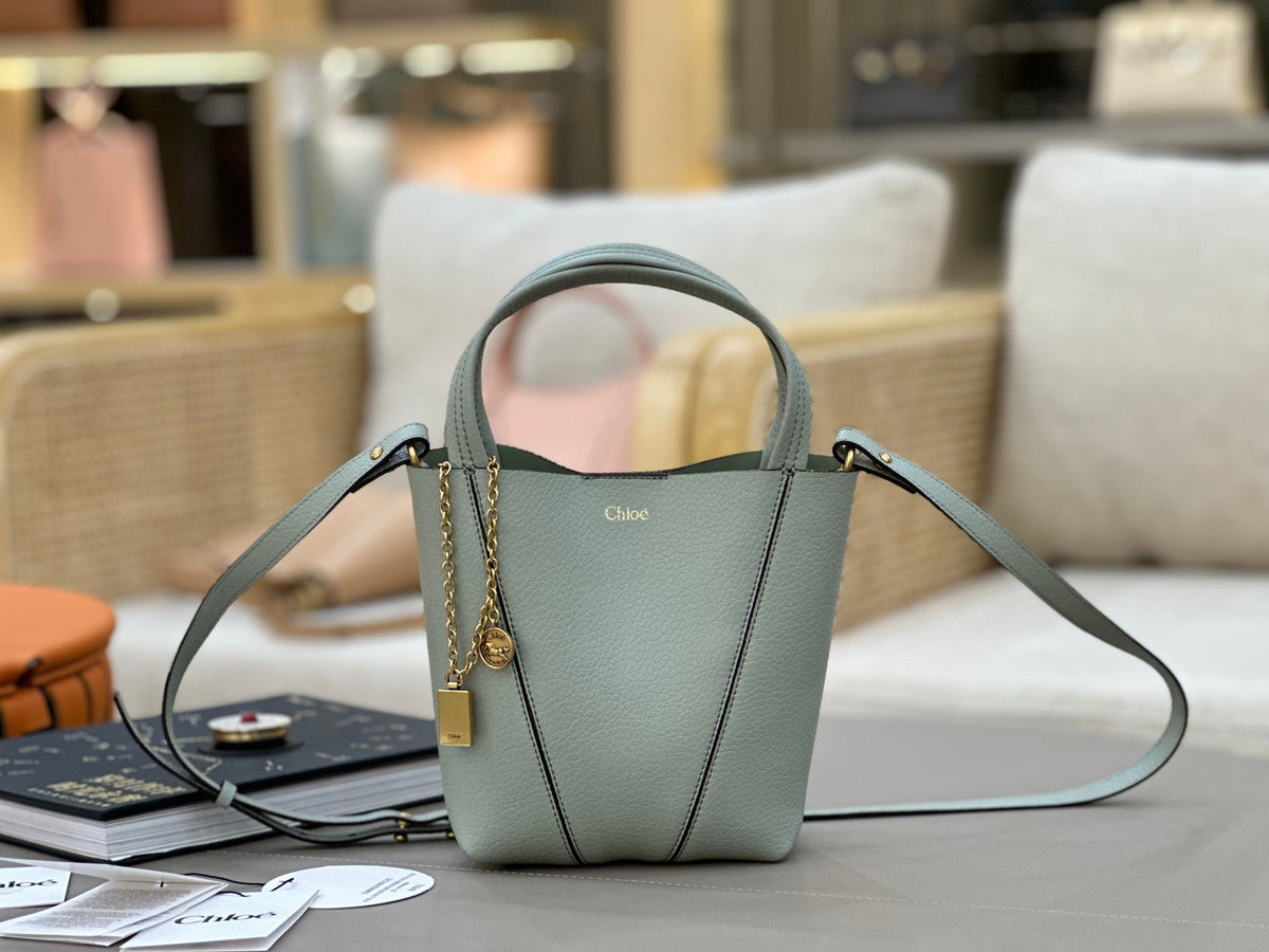 Chl*e Spin Tote Bag Calfskin