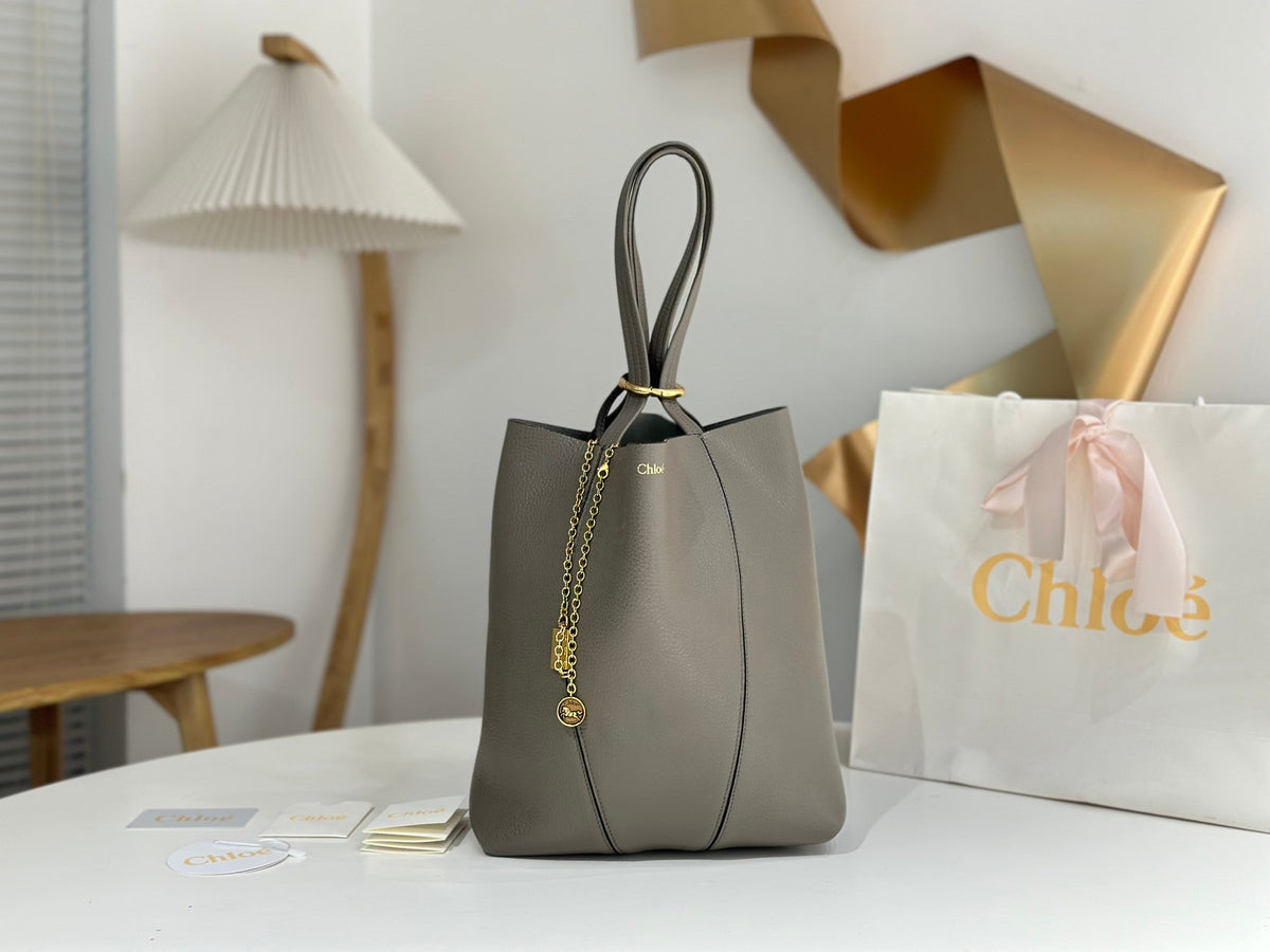 Chl*e Spin Tote Bag Calfskin
