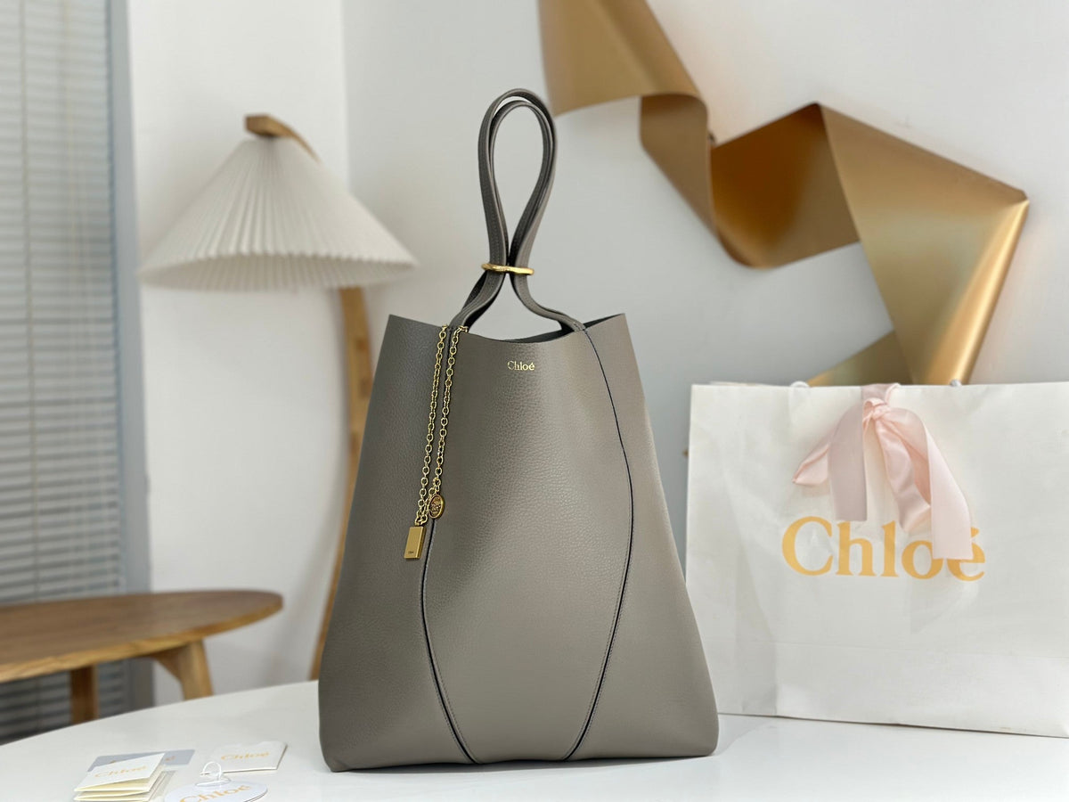 Chl*e Spin Tote Bag Calfskin