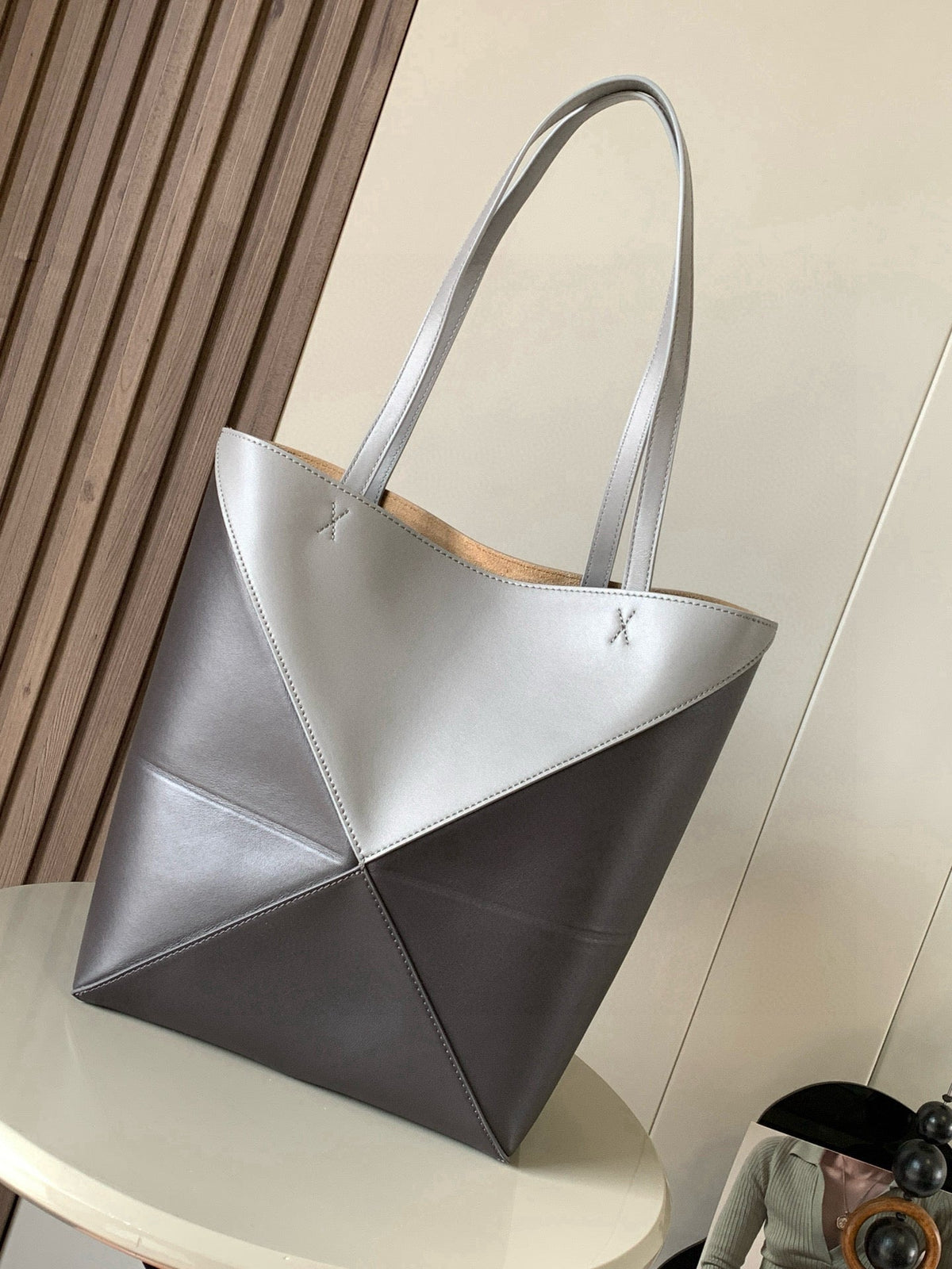 L*E Puzzle Fold Tote Glossy Cowhide