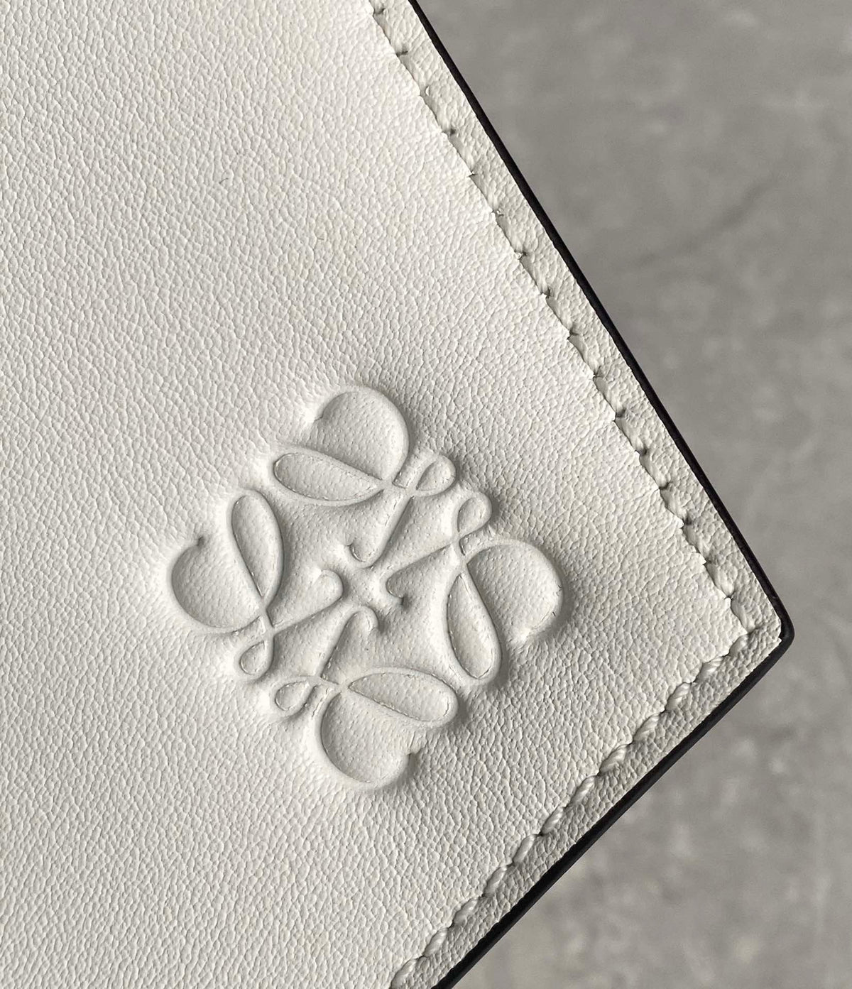 L*E Puzzle Hobo 29cm in Classic White Calfskin