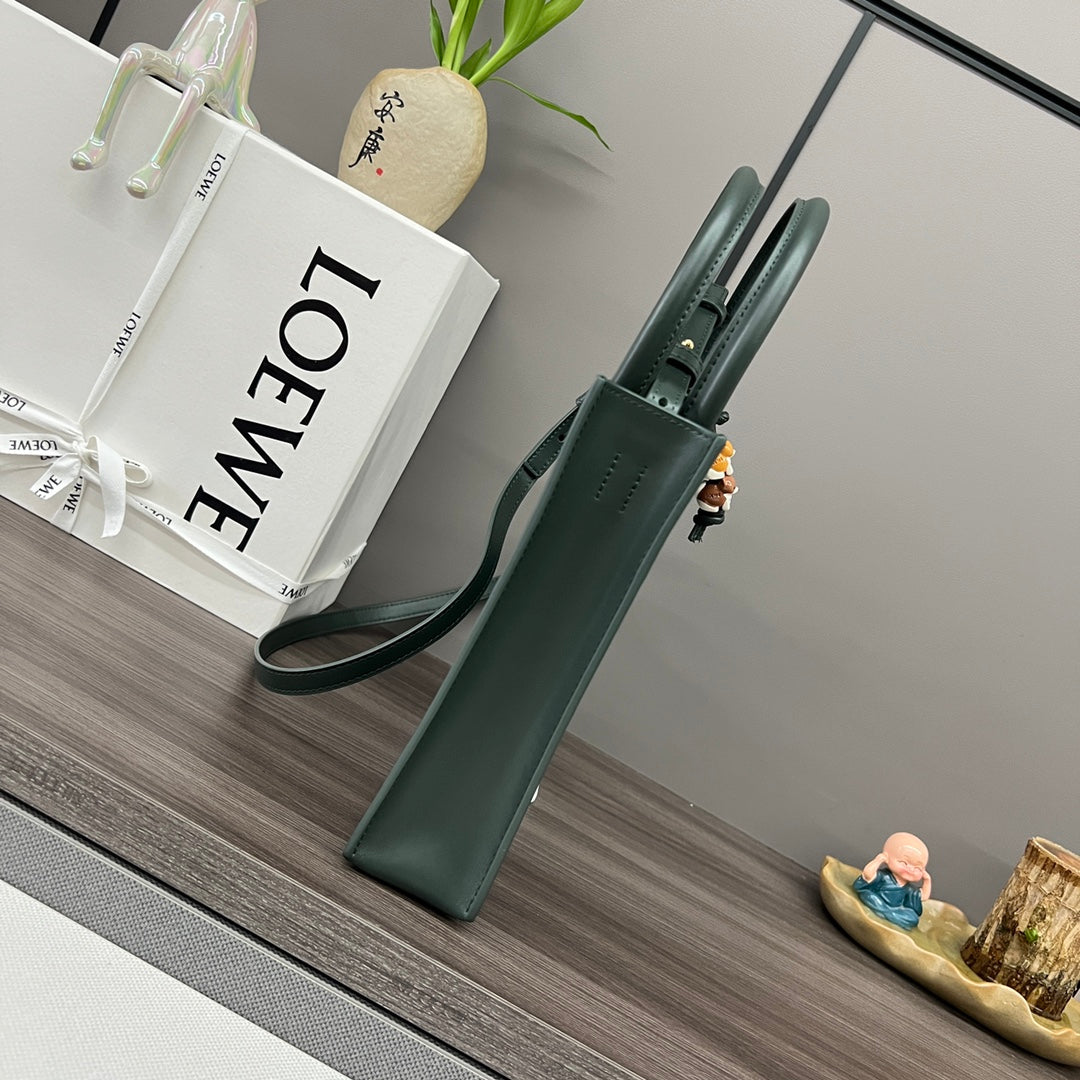 L*E Standard A5 Tote bag in Glossy Green Calfskin Leather