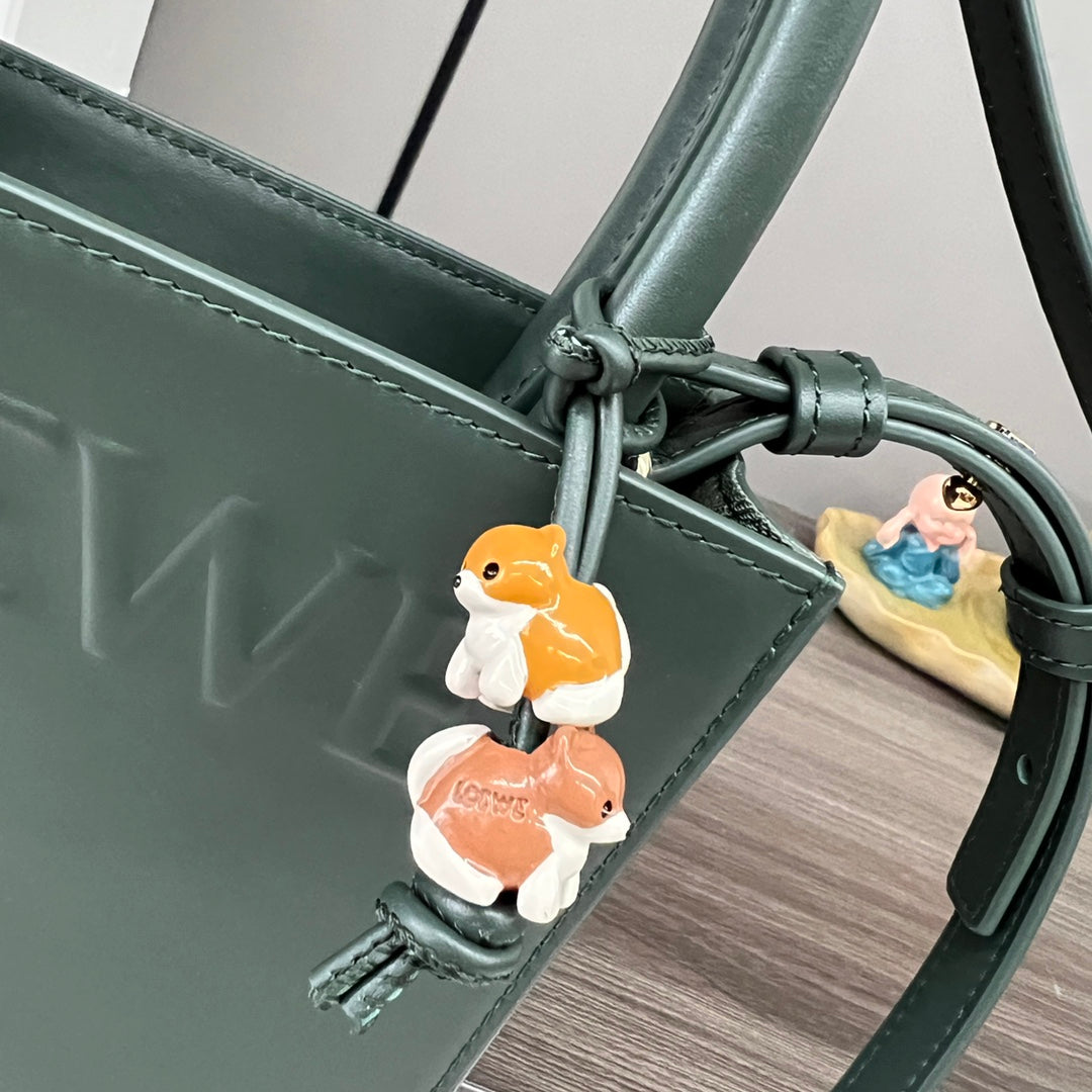 L*E Standard A5 Tote bag in Glossy Green Calfskin Leather