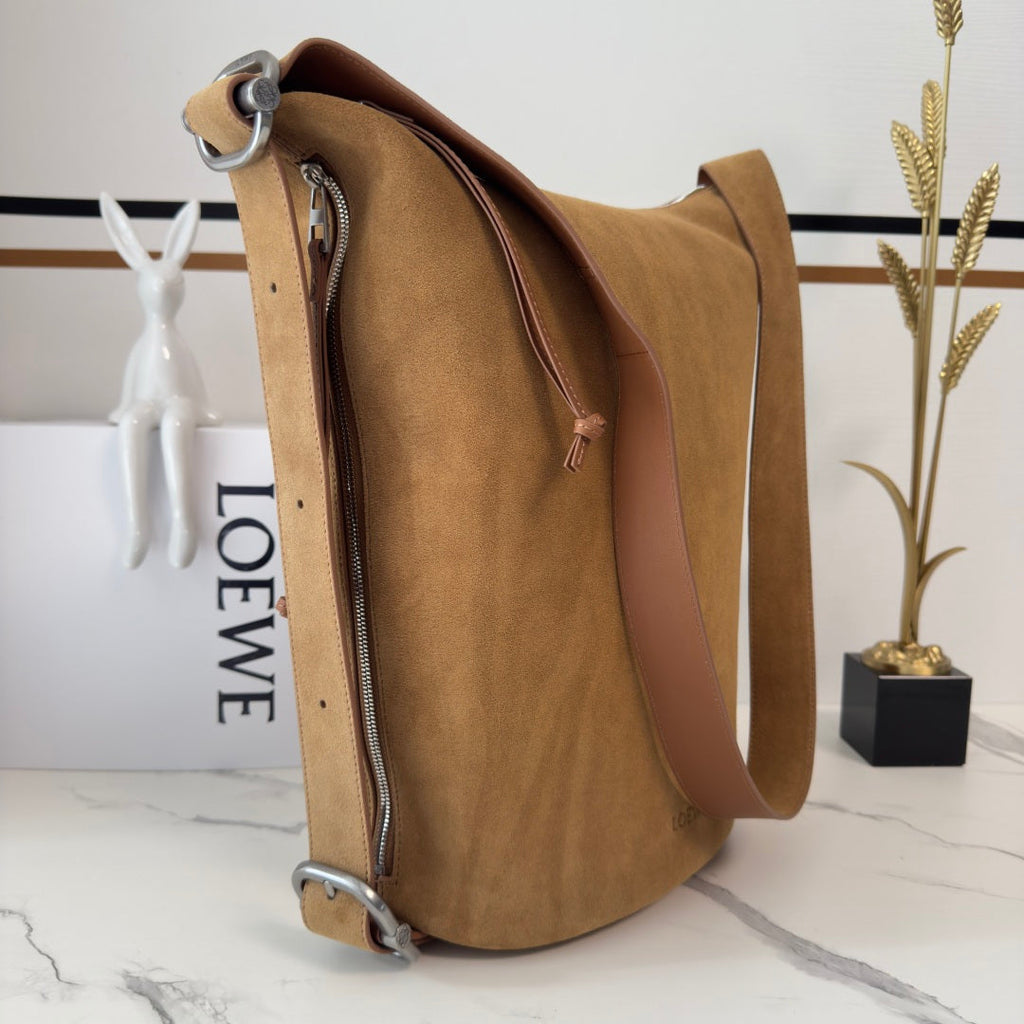L*ewe Loop Medium 39cm in Brown Suede Cowhide