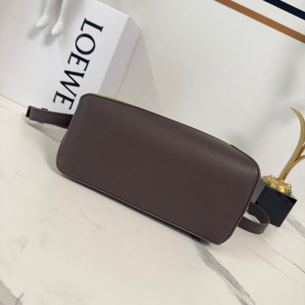 L*ewe Puzzle Handbag & Suede