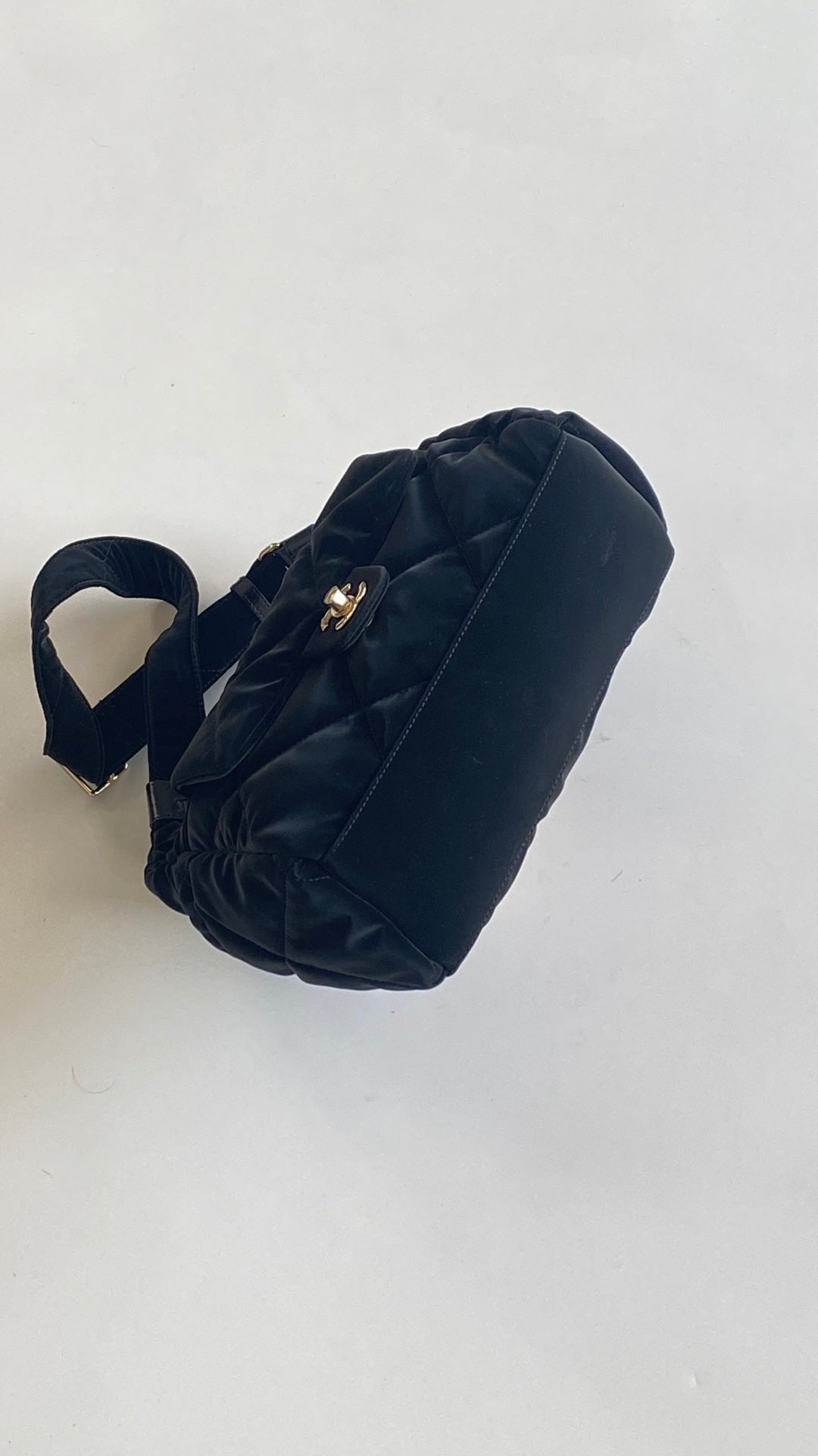 C*C Bowling Large 32 Black in Velvet Nylon Bag