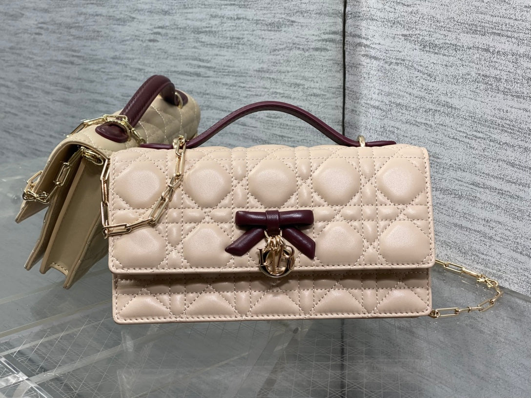 D*or Bow Pearl Chain Clutch Two Tone Lambskin GHW