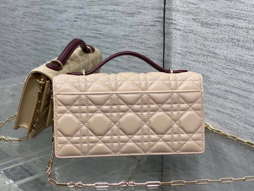 D*or Bow Pearl Chain Clutch Two Tone Lambskin GHW