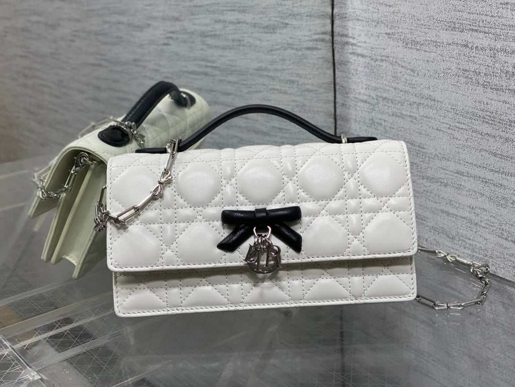 D*or 26 Bow Pearl Chain Clutch Two Tone White Black Lambskin SHW