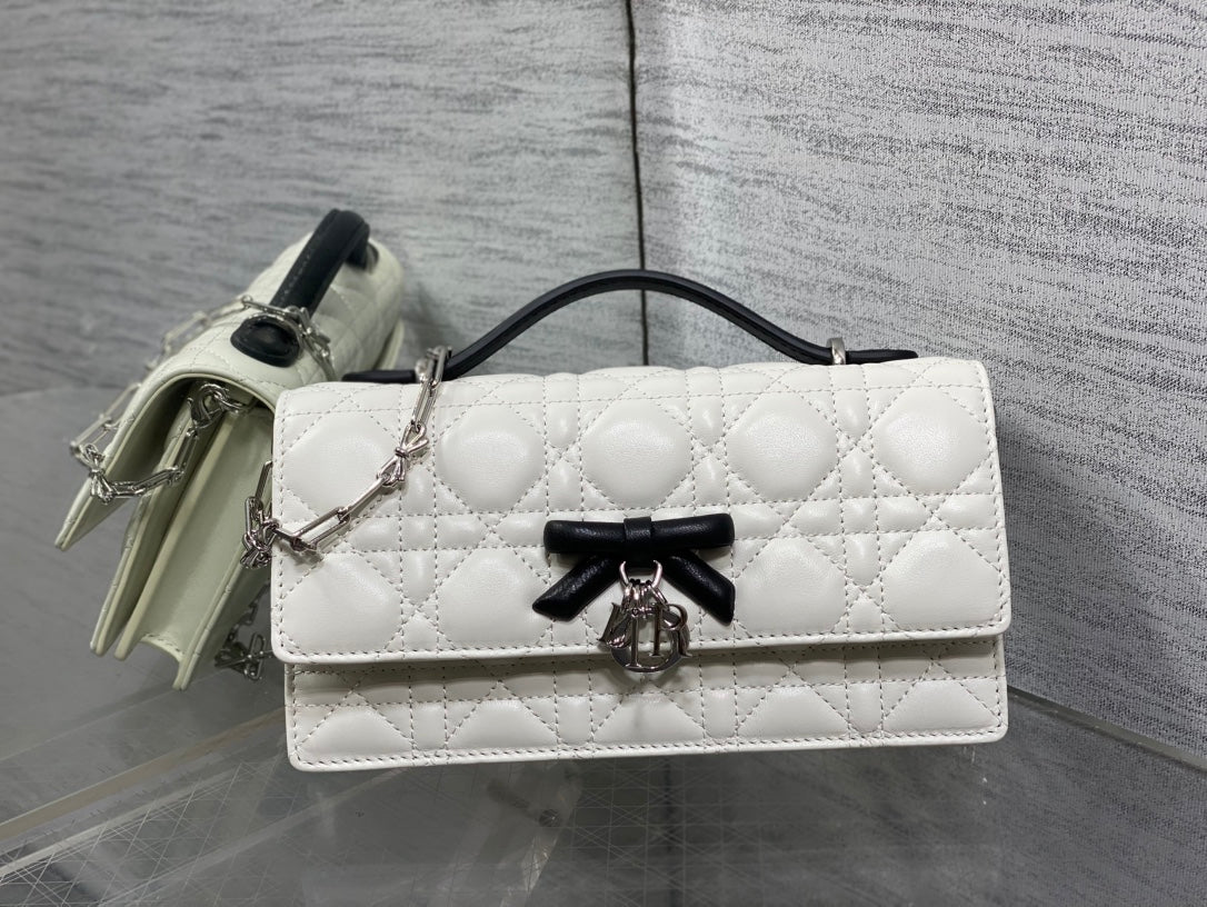 D*or 26 Bow Pearl Chain Clutch Two Tone White Black Lambskin SHW