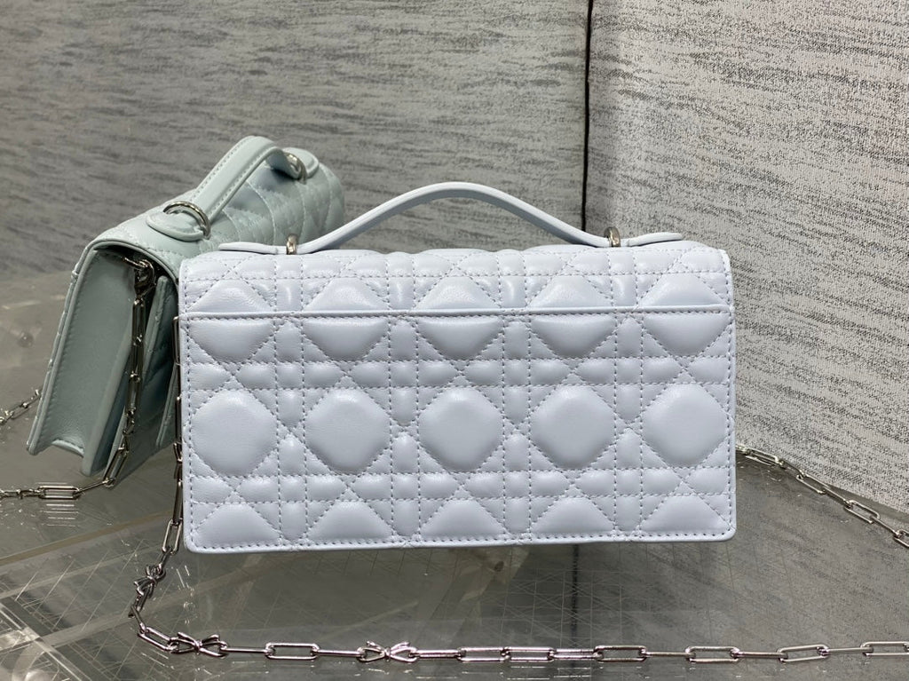 D*or 26 Bow Pearl Chain Clutch Light Grey Lambskin SHW