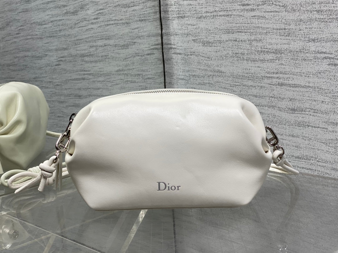 D*or Bow Pouch Lambskin