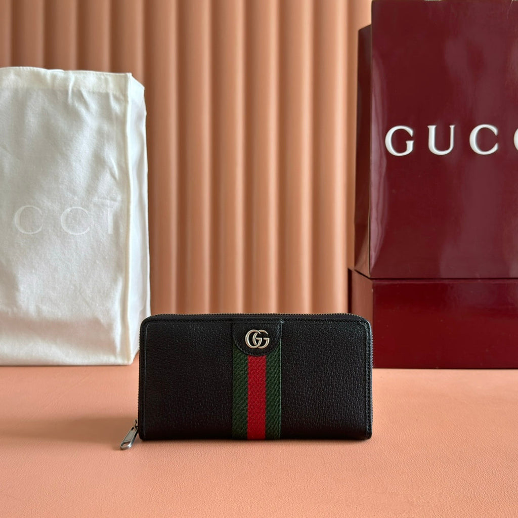 G*G Ophidia Wallet 19.5 Black in Cowhide