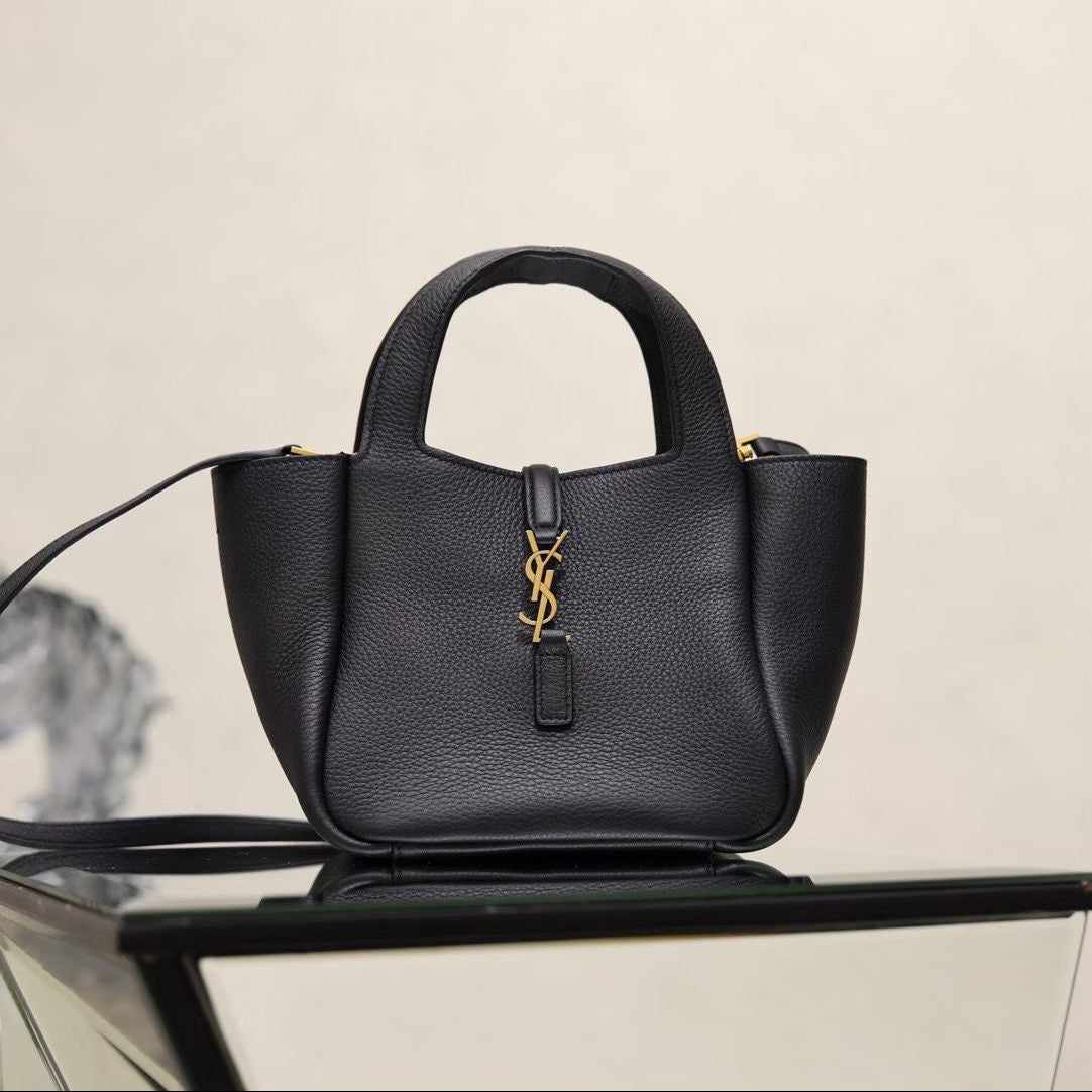 Y*S*L Le 5 à 7 Baby Bea Tote Bag 19cm Black in Deerskin