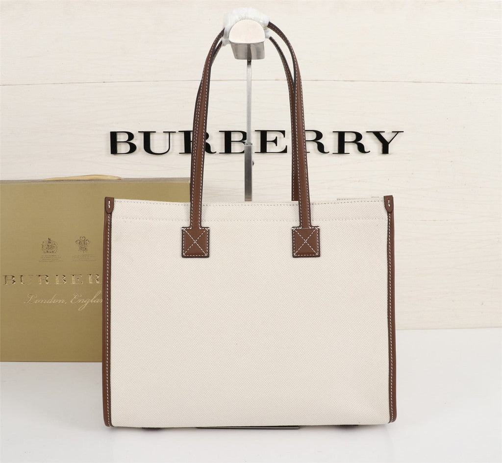 B*rberry Freya Tote Bag 33cm Ivory Brown in Cowhide