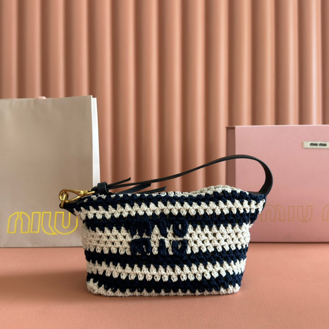 M*u Crochet Pouch Cotton