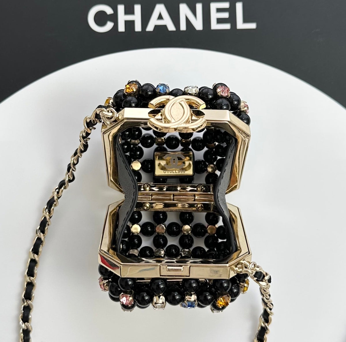 C*C Cruise Evening Bag Pearl Crystal Rhinestones 01