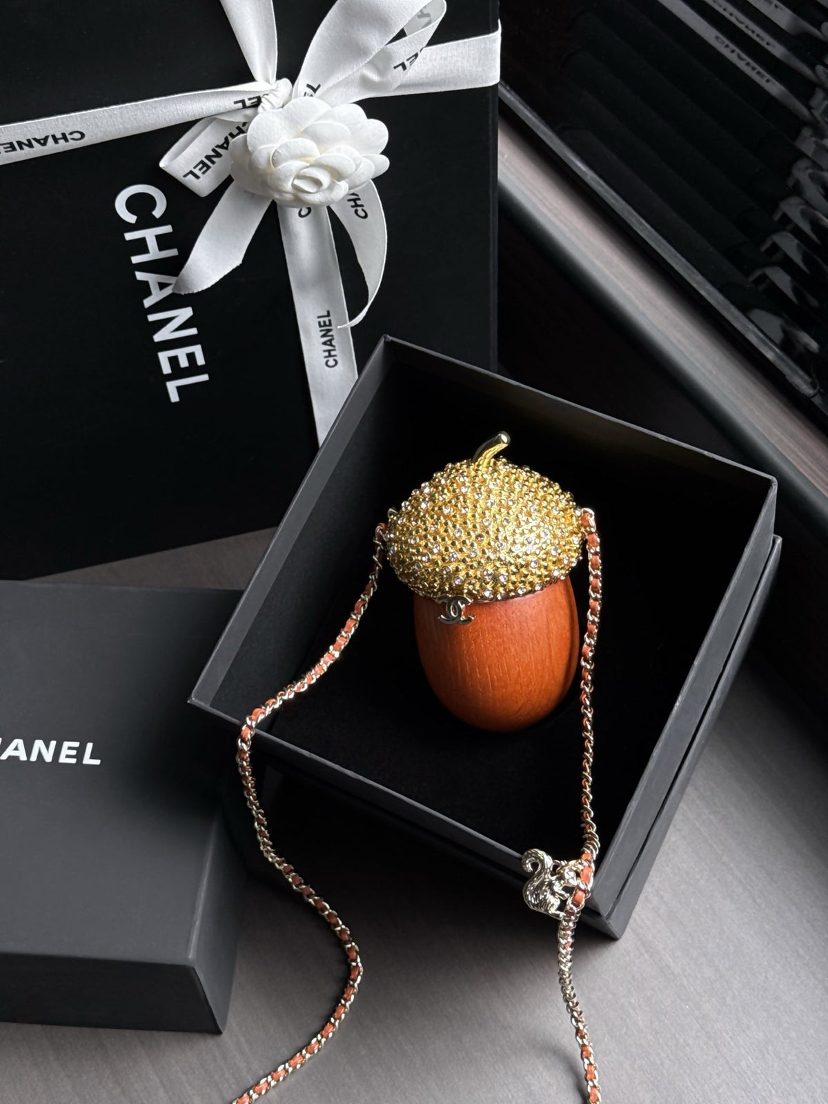 C*C 26M Acorn Minaudière 17cm Wood & Crystal-Embellished Metal