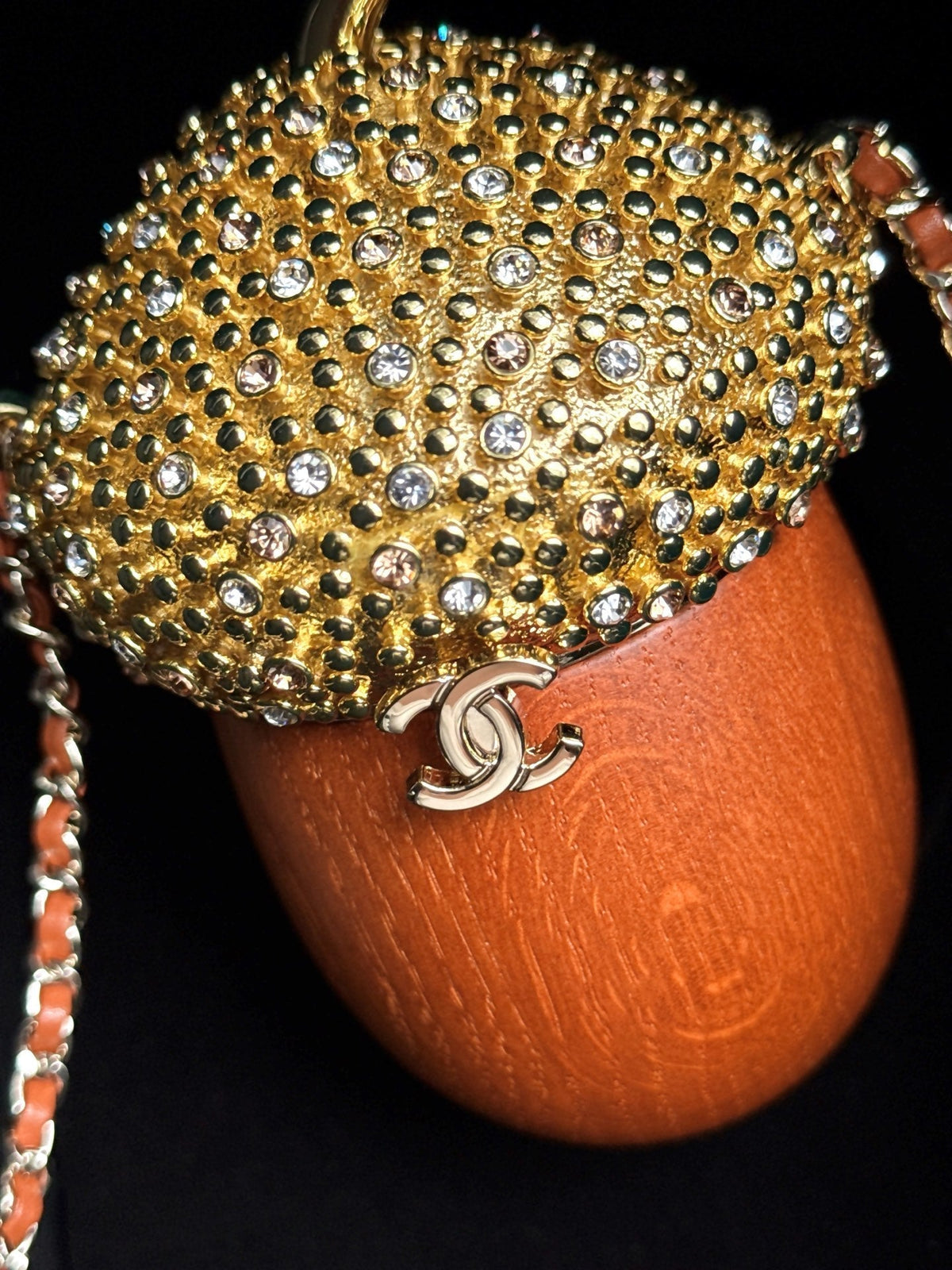 C*C 26M Acorn Minaudière 17cm Wood & Crystal-Embellished Metal