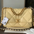 19 FLAP BAG GOATSKIN