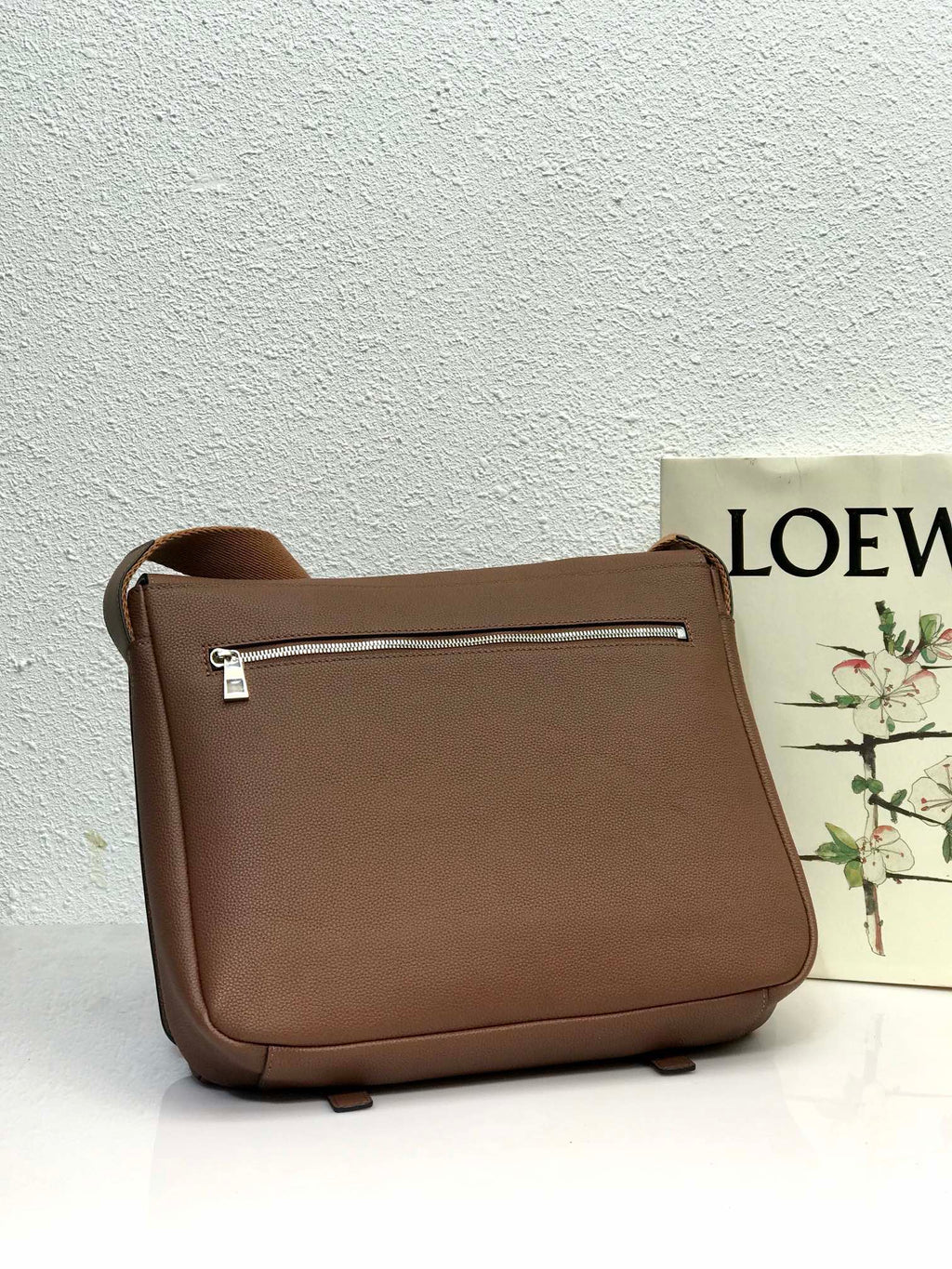 L*E 33 XS MILITARY MESSENGER BAG IN WINTER BROWN CALFSKIN AND JACQUARD