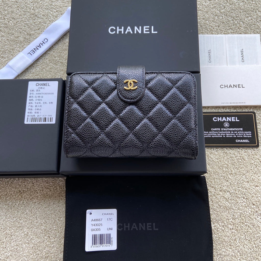 C*C A48667 Zip Pocket Wallet Black Caviar GHW