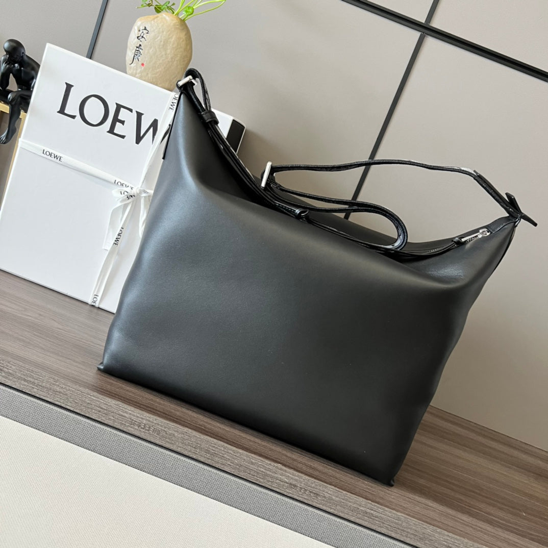 L*ew Unisex Cubi Shoulder Crossbody Zipper Commuter Tote Bag smooth calfskin