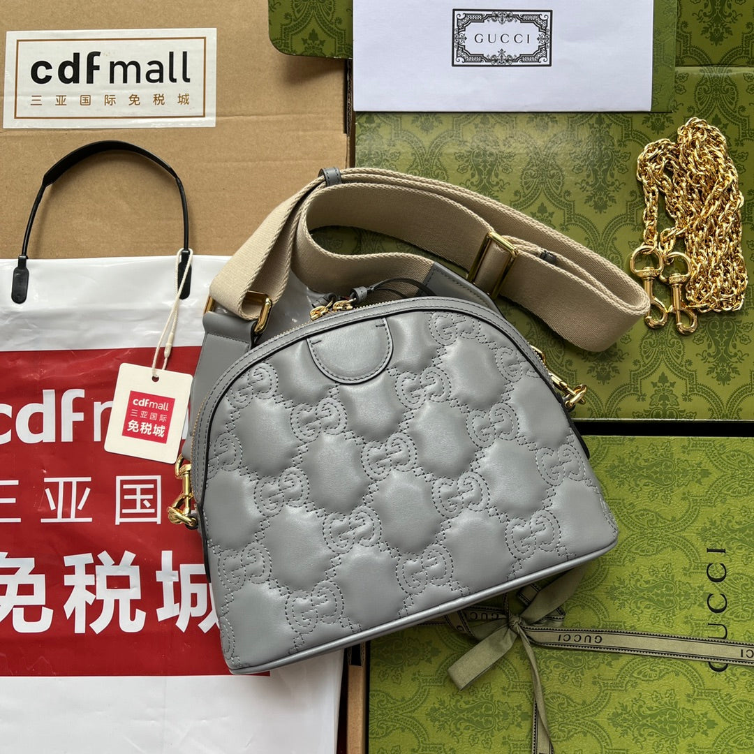 MATELASSÉ LEATHER SHOULDER BAG EMBOSSED CALFSKIN GOLD HARDWARE