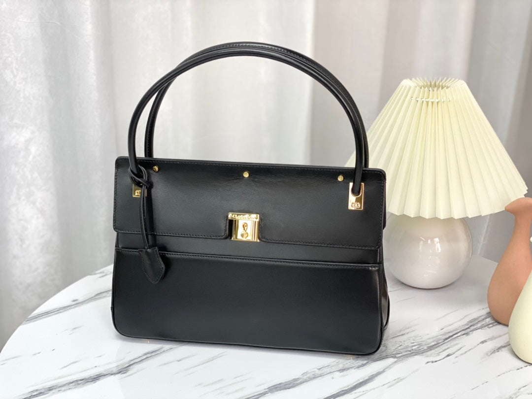 PARISIENNE HANDBAG SMOOTH CALFSKIN