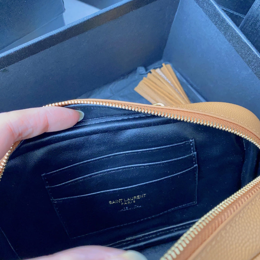 LOU CAMERA BAG CAVIAR PATTERN CALFSKIN GOLD HARDWARE