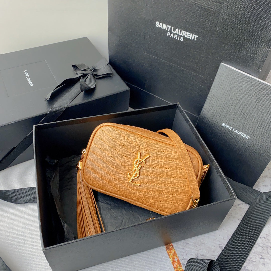 LOU CAMERA BAG CAVIAR PATTERN CALFSKIN GOLD HARDWARE