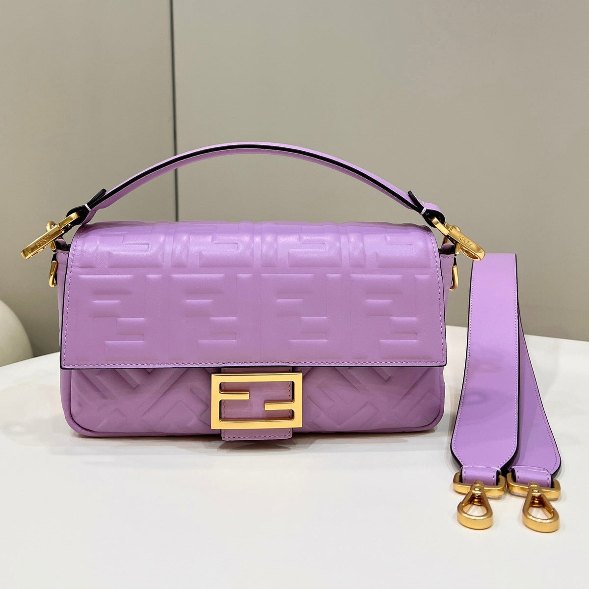 BAGUETTE F*F MOTIF SOFT LAMBSKIN GOLD HARDWARE