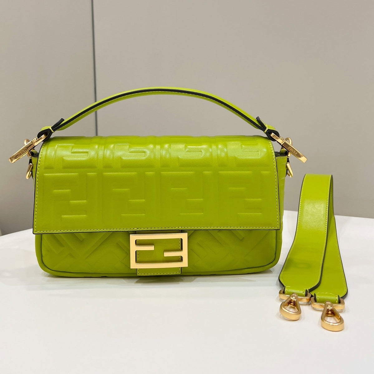 BAGUETTE F*F MOTIF SOFT LAMBSKIN GOLD HARDWARE