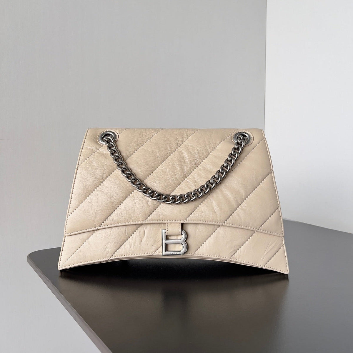 CRUSH CHAINED BAG QUILTED LAMBSKIN SILVER HARDWARE