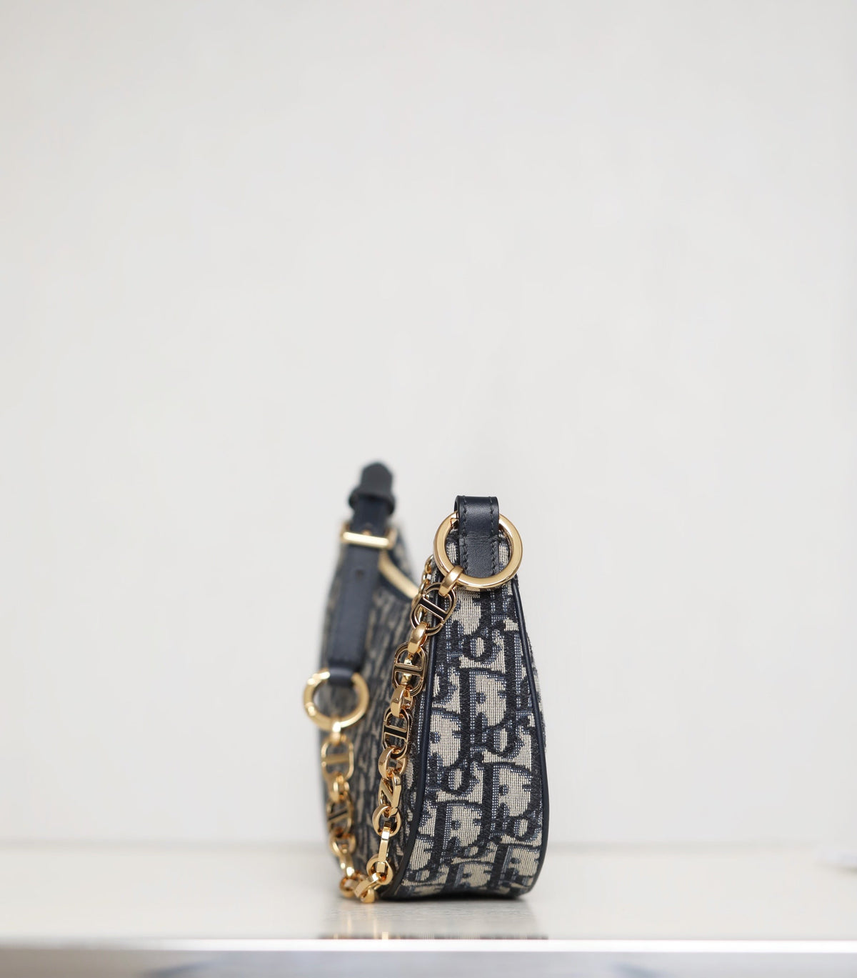 C*D LOUNGE 26 BAG IN BLUE OBLIQUE JACQUARD