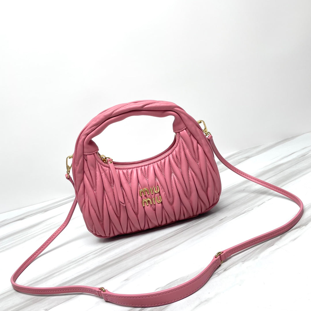 MIUWANDER HOBO MATELASSE LEATHER